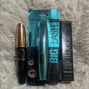Revolution Big Lash Mascara Duo in Black and Gold